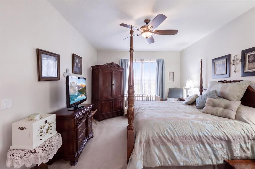 For Sale: $525,000 (4 beds, 2 baths, 2142 Square Feet)