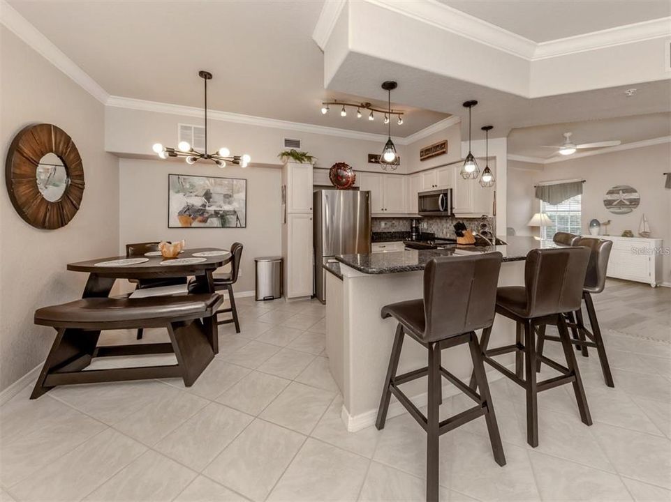 For Sale: $221,000 (2 beds, 2 baths, 1151 Square Feet)