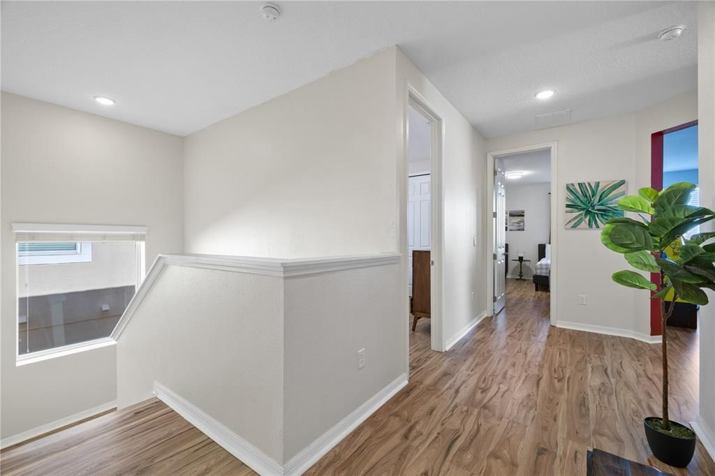 For Sale: $750,000 (9 beds, 6 baths, 3789 Square Feet)