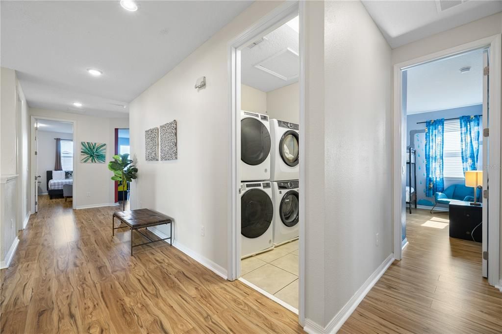 For Sale: $750,000 (9 beds, 6 baths, 3789 Square Feet)