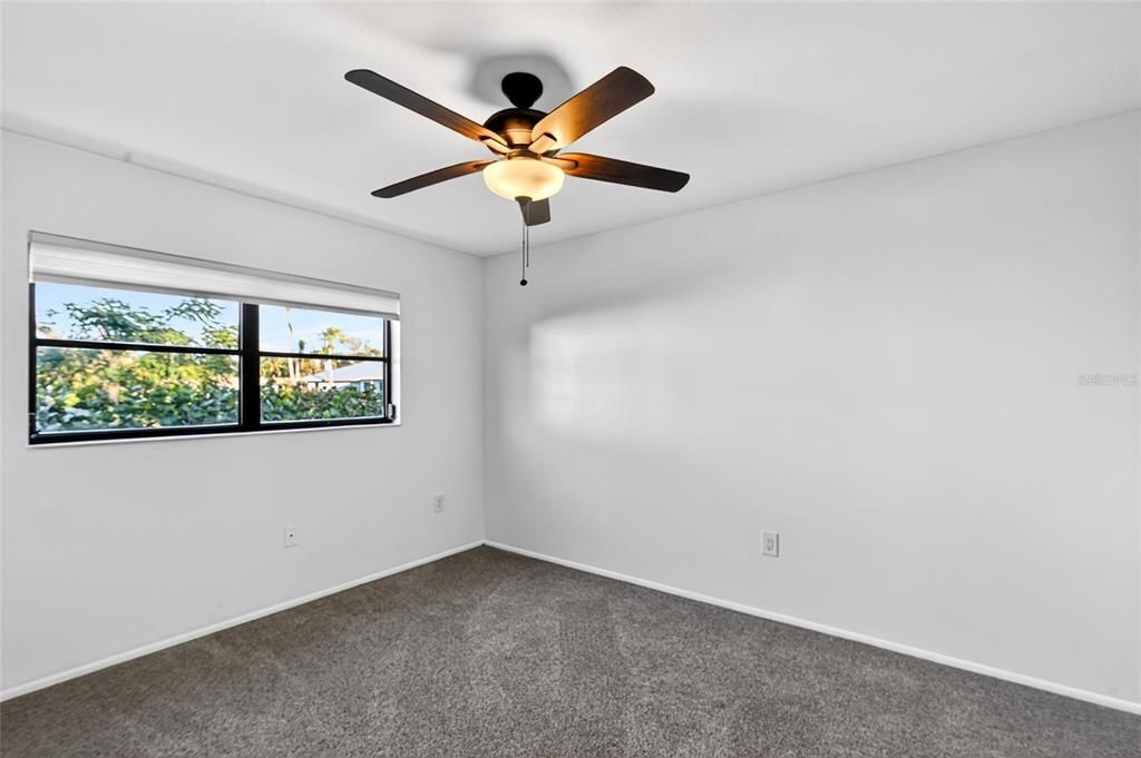 For Sale: $1,350,000 (3 beds, 3 baths, 1706 Square Feet)