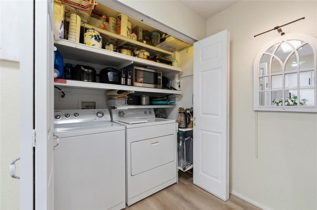 En Venta: $185,000 (2 camas, 2 baños, 1126 Pies cuadrados)