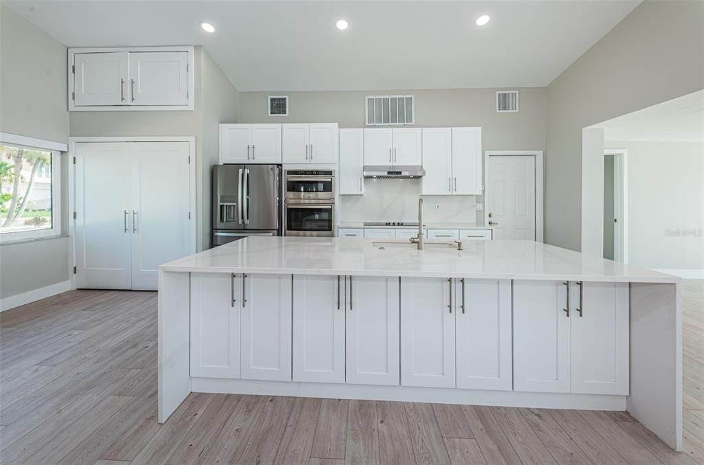 For Rent: $8,500 (3 beds, 3 baths, 1850 Square Feet)