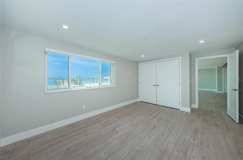 For Rent: $8,500 (3 beds, 3 baths, 1850 Square Feet)