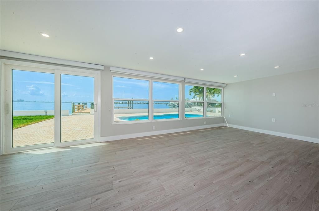 For Rent: $8,500 (3 beds, 3 baths, 1850 Square Feet)