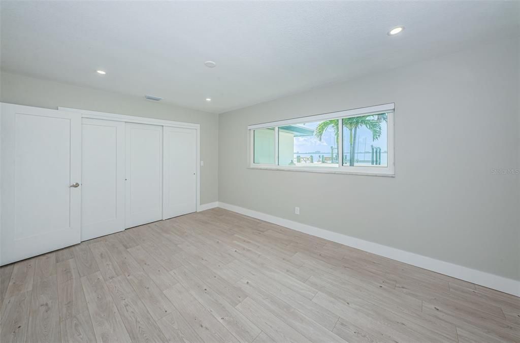 For Rent: $8,500 (3 beds, 3 baths, 1850 Square Feet)