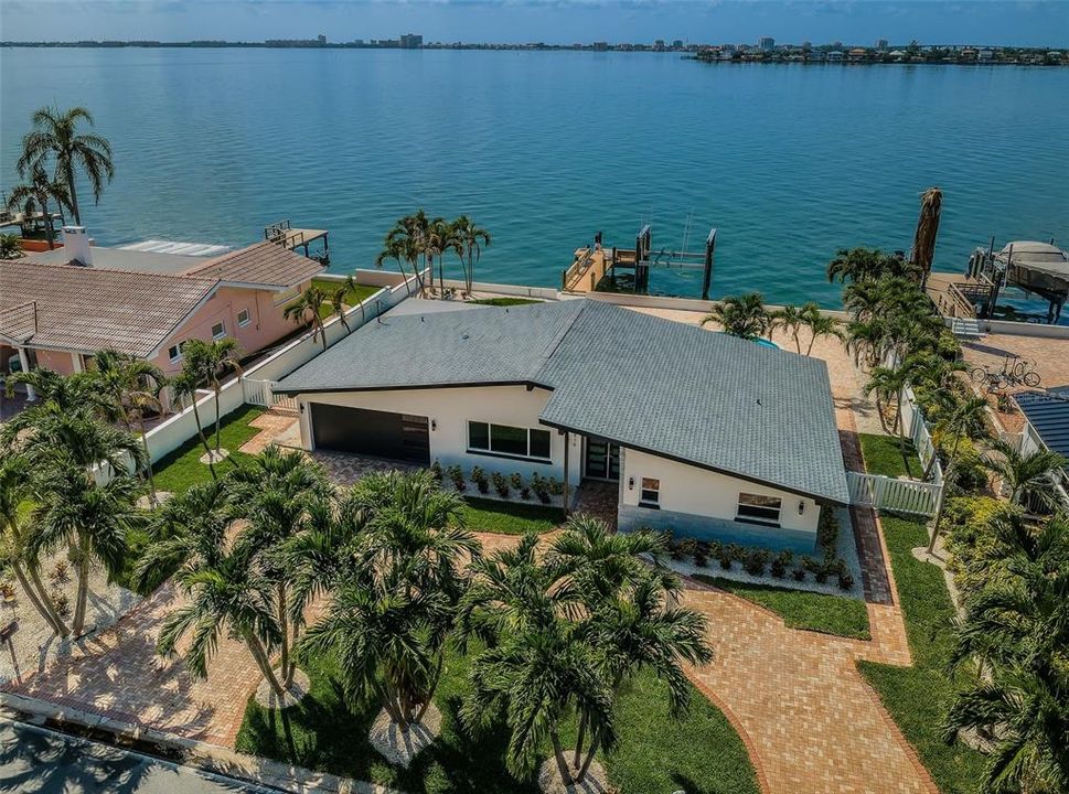 For Rent: $8,500 (3 beds, 3 baths, 1850 Square Feet)