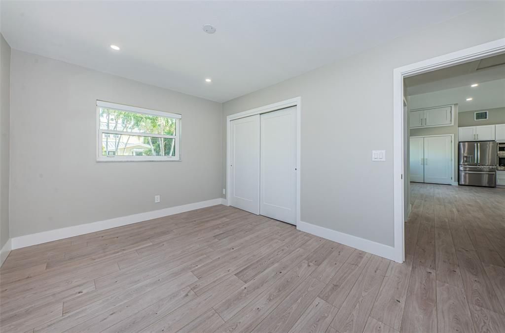For Rent: $8,500 (3 beds, 3 baths, 1850 Square Feet)