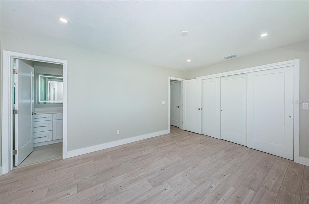 For Rent: $8,500 (3 beds, 3 baths, 1850 Square Feet)