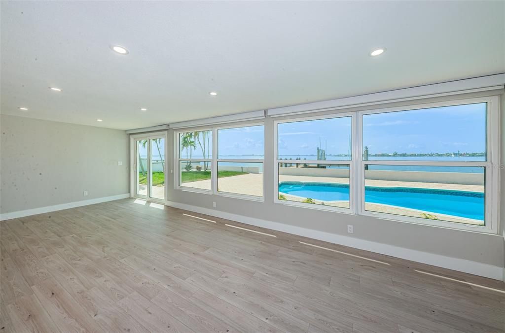 For Rent: $8,500 (3 beds, 3 baths, 1850 Square Feet)