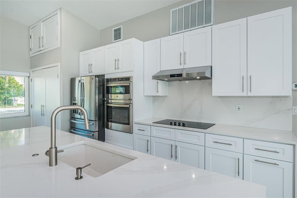 For Rent: $8,500 (3 beds, 3 baths, 1850 Square Feet)