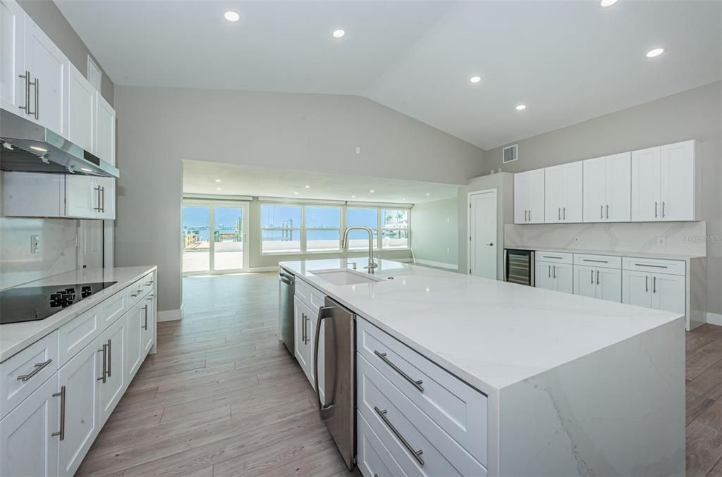 For Rent: $8,500 (3 beds, 3 baths, 1850 Square Feet)