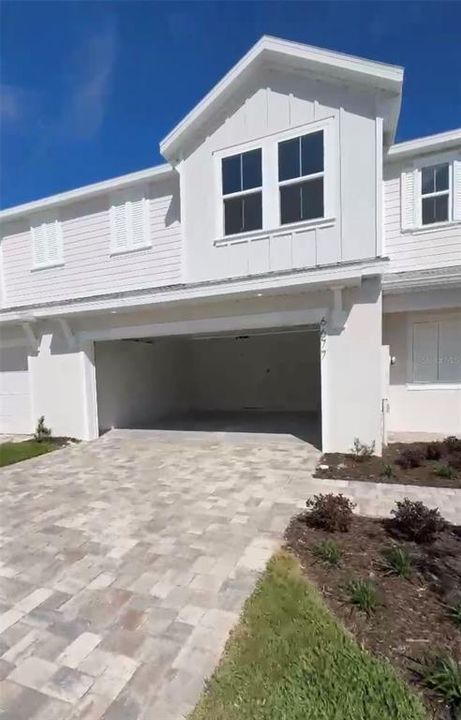 En Venta: $299,990 (4 camas, 3 baños, 1679 Pies cuadrados)