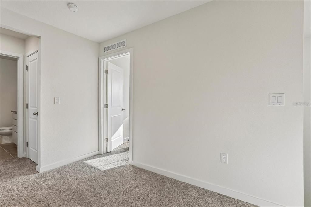 En Venta: $299,990 (4 camas, 3 baños, 1679 Pies cuadrados)