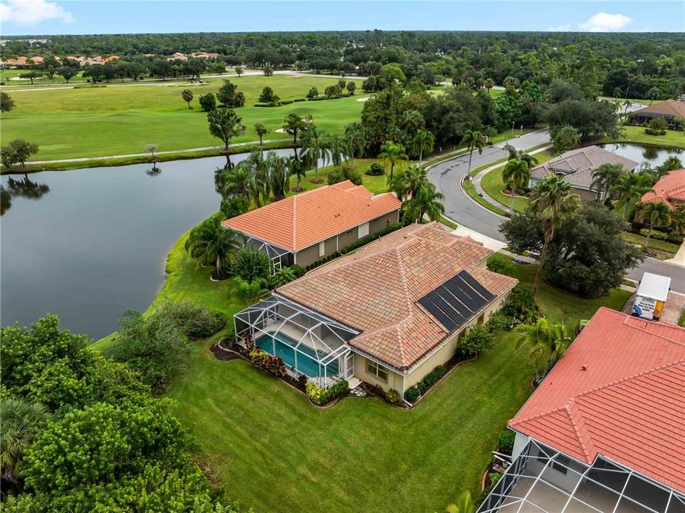 На продажу: $595,000 (4 спален, 2 ванн, 2415 Квадратных фут)