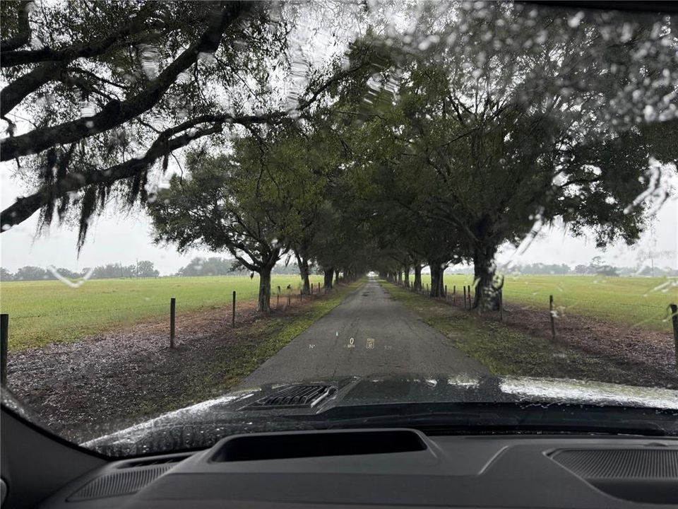 На продажу: $10,000,000 (359.00 acres)