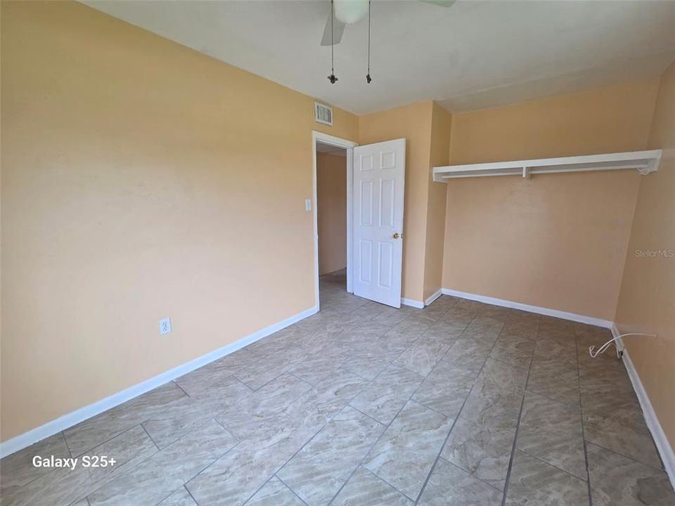 В аренду: $1,395 (3 спален, 1 ванн, 851 Квадратных фут)