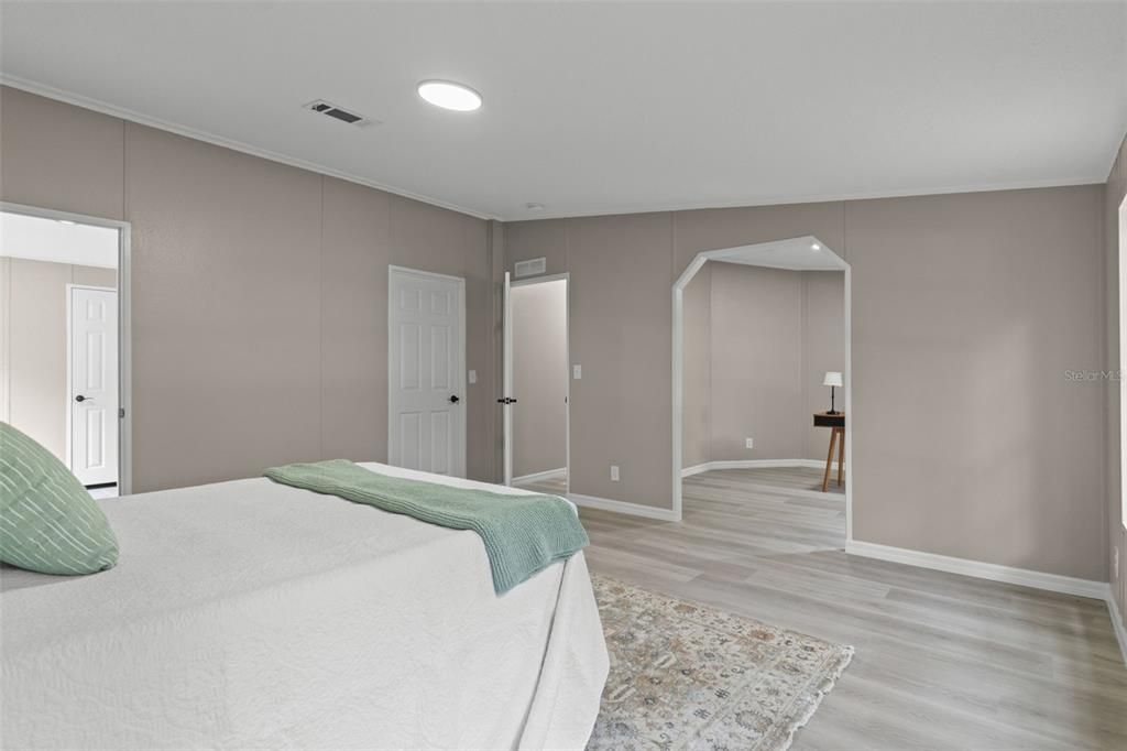 En Venta: $239,900 (3 camas, 2 baños, 1800 Pies cuadrados)