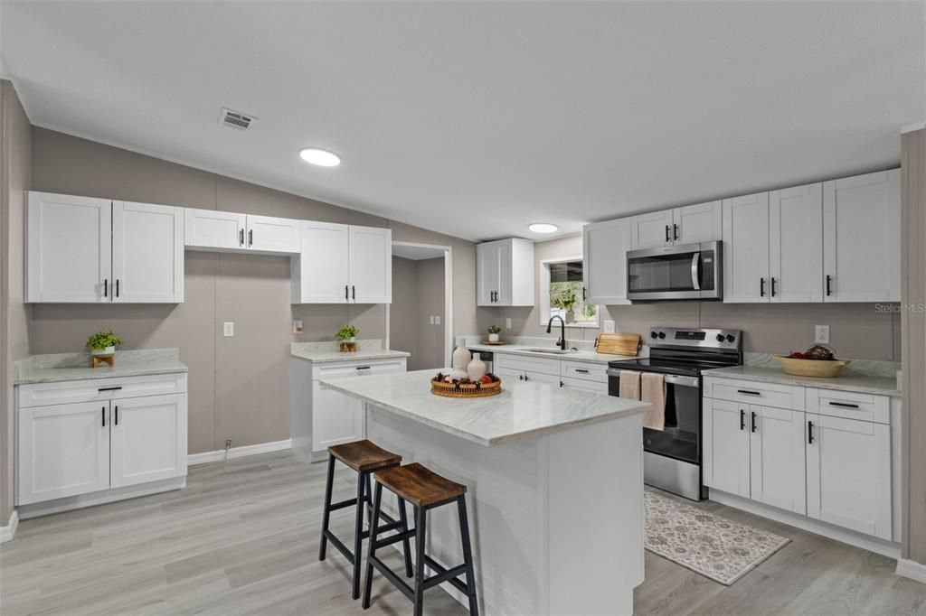 En Venta: $239,900 (3 camas, 2 baños, 1800 Pies cuadrados)