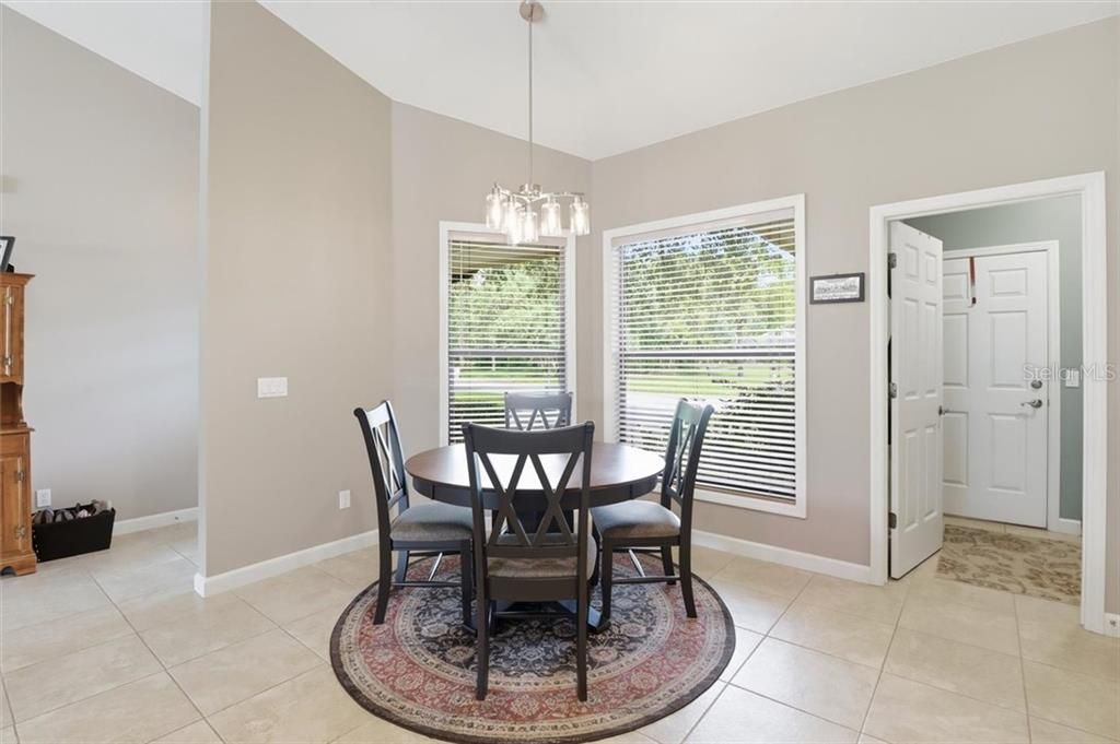 For Sale: $334,900 (3 beds, 2 baths, 1604 Square Feet)