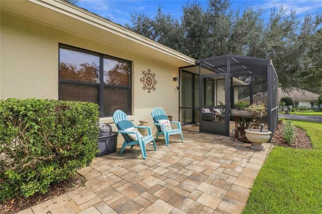 For Sale: $334,900 (3 beds, 2 baths, 1604 Square Feet)