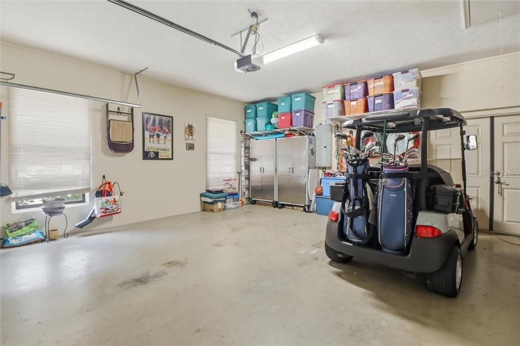 For Sale: $334,900 (3 beds, 2 baths, 1604 Square Feet)
