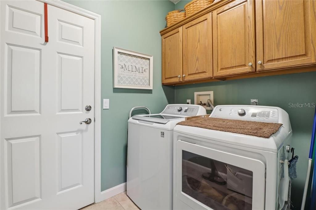 For Sale: $334,900 (3 beds, 2 baths, 1604 Square Feet)
