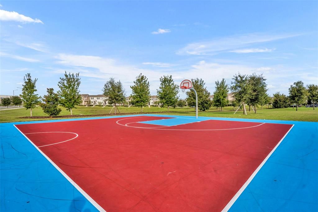 На продажу: $429,900 (3 спален, 2 ванн, 1717 Квадратных фут)