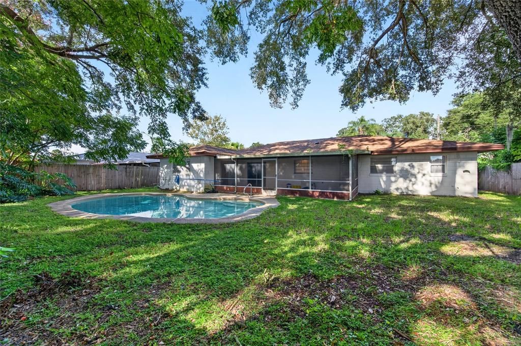 En Venta: $399,900 (3 camas, 2 baños, 1681 Pies cuadrados)