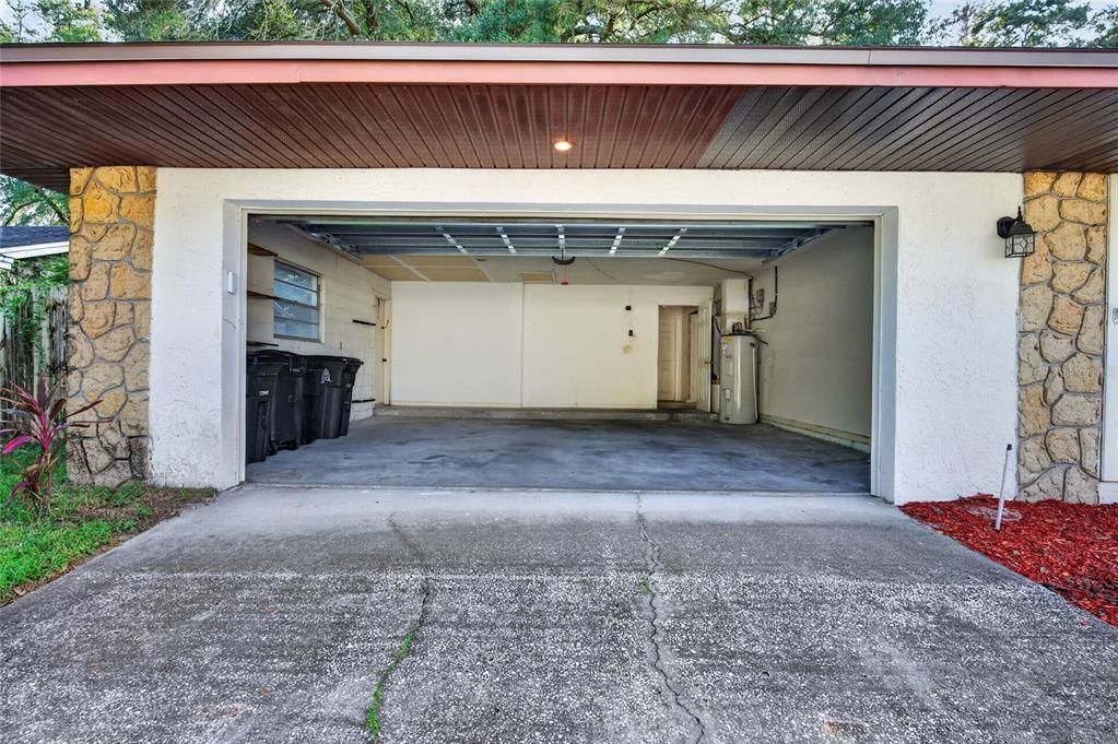 En Venta: $399,900 (3 camas, 2 baños, 1681 Pies cuadrados)