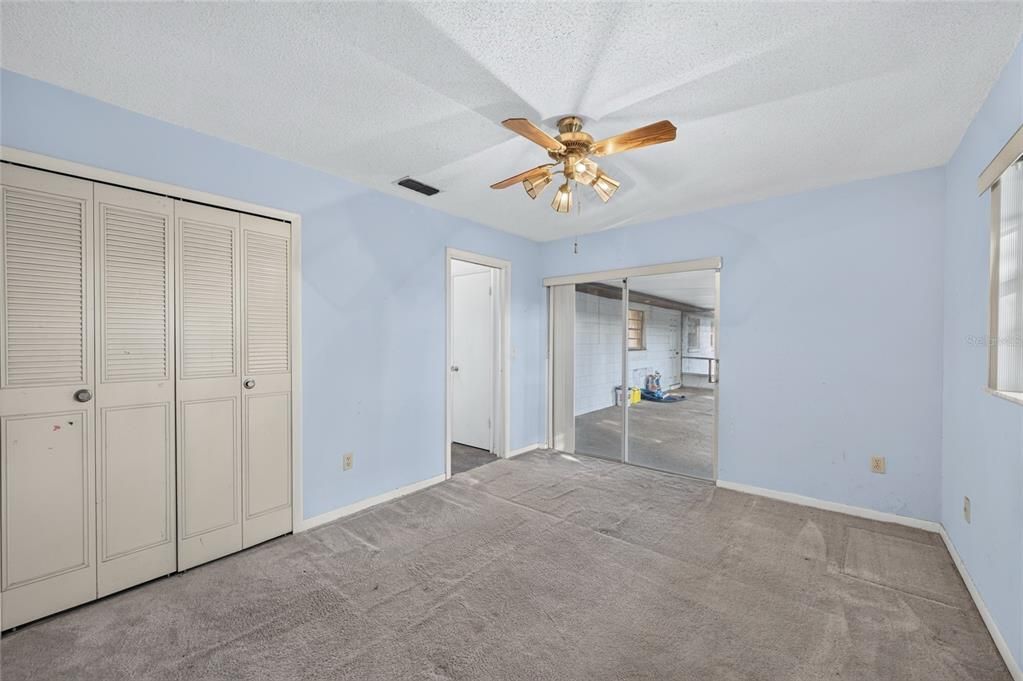 En Venta: $399,900 (3 camas, 2 baños, 1681 Pies cuadrados)