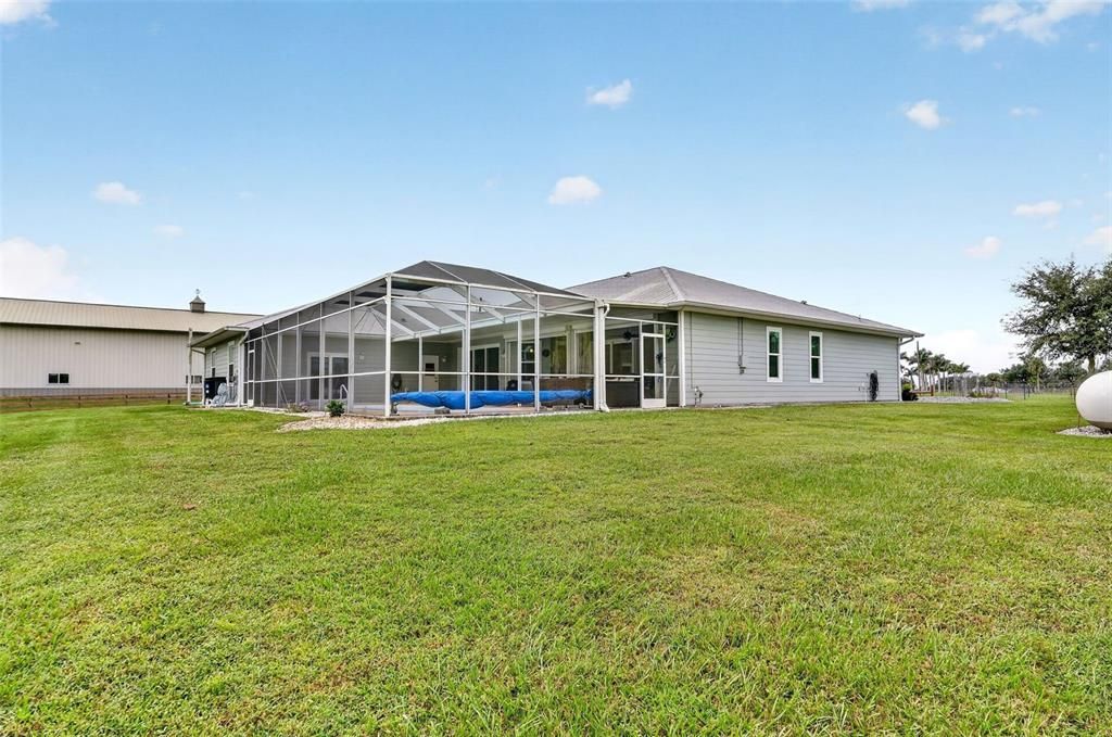 For Sale: $1,050,000 (5 beds, 3 baths, 3011 Square Feet)