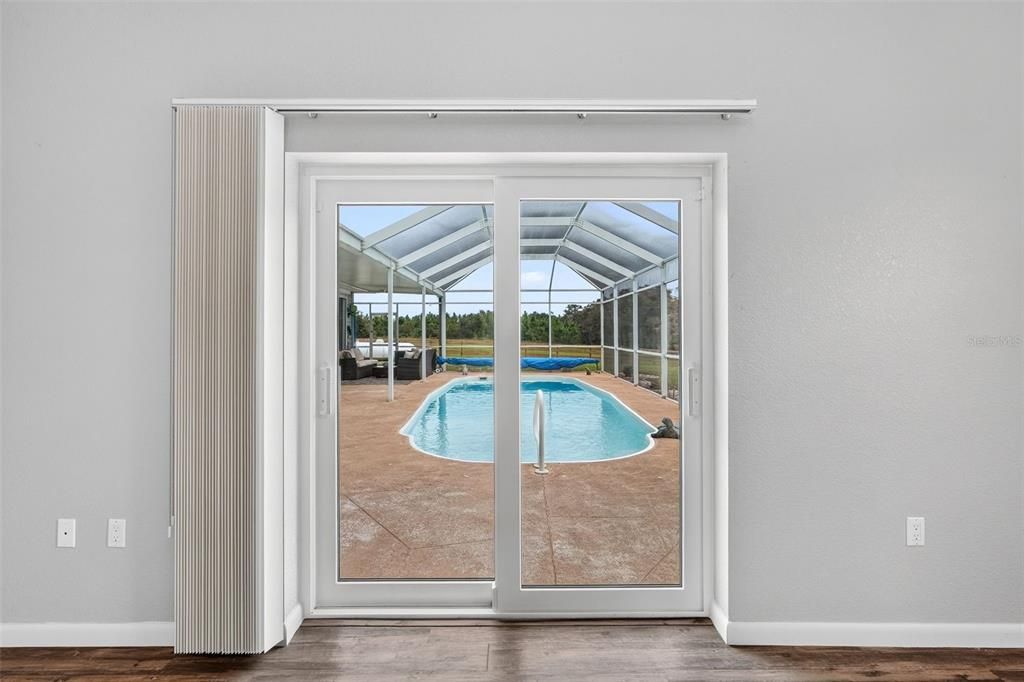 For Sale: $1,050,000 (5 beds, 3 baths, 3011 Square Feet)