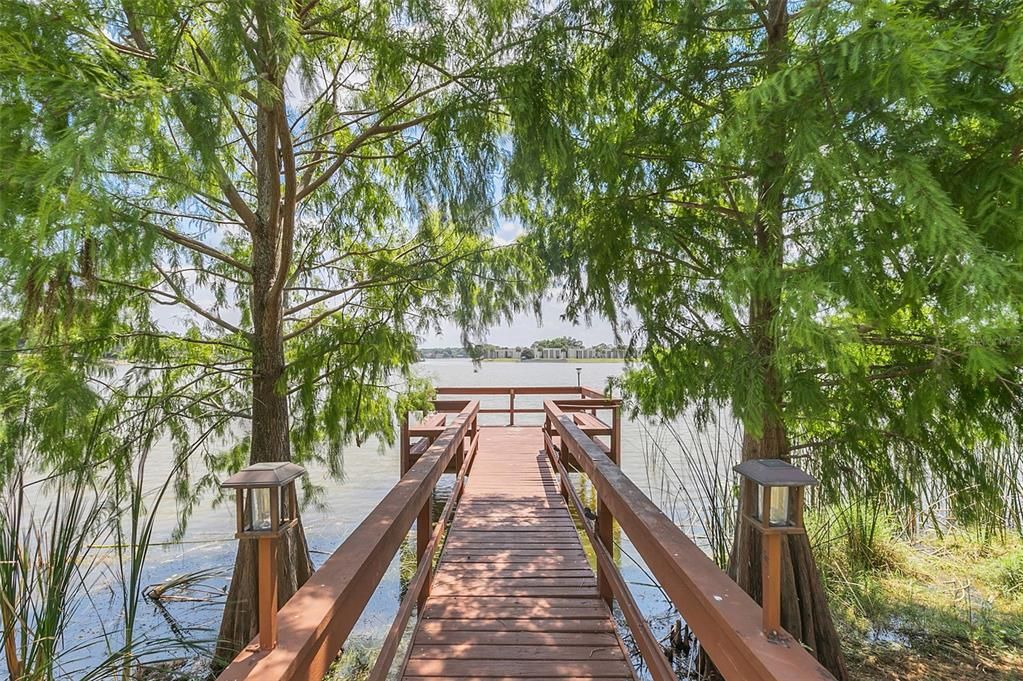 На продажу: $135,000 (1 спален, 1 ванн, 925 Квадратных фут)