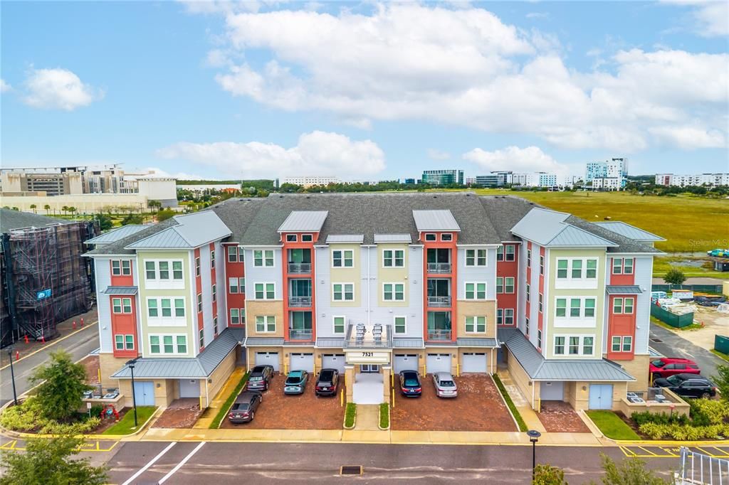 For Sale: $395,000 (2 beds, 2 baths, 1549 Square Feet)