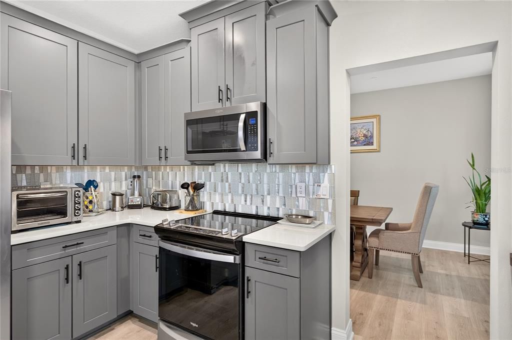 For Sale: $395,000 (2 beds, 2 baths, 1549 Square Feet)