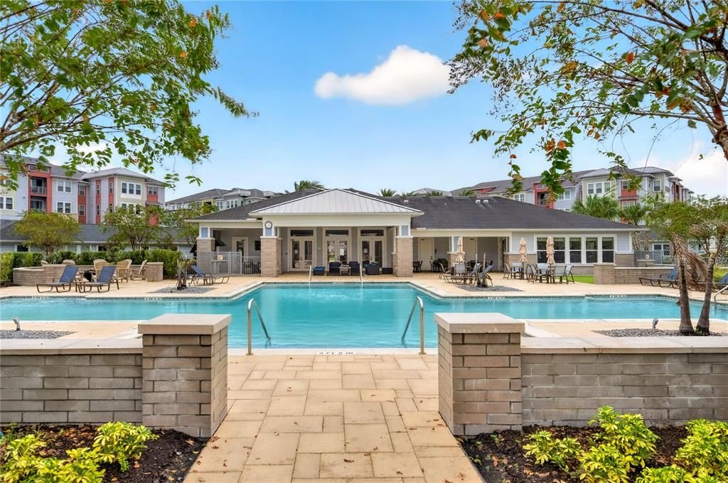 For Sale: $395,000 (2 beds, 2 baths, 1549 Square Feet)