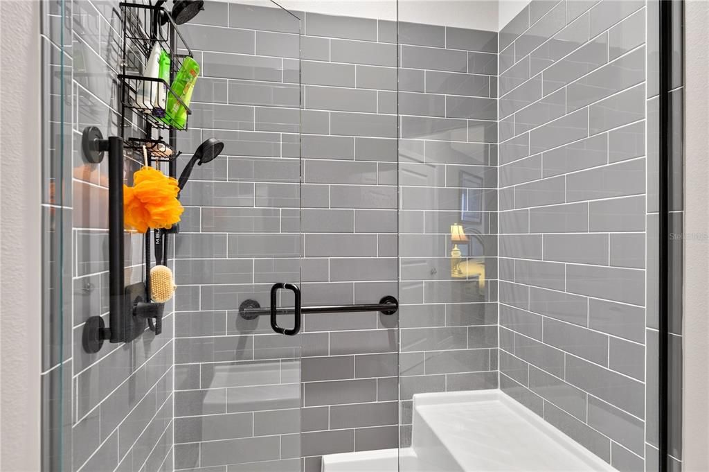 For Sale: $395,000 (2 beds, 2 baths, 1549 Square Feet)