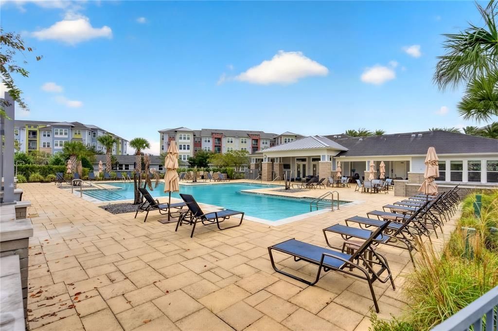 For Sale: $395,000 (2 beds, 2 baths, 1549 Square Feet)