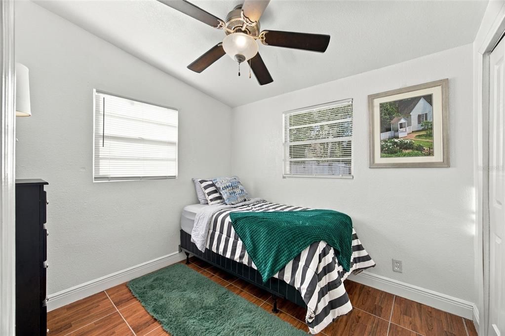 For Sale: $258,000 (3 beds, 2 baths, 1062 Square Feet)