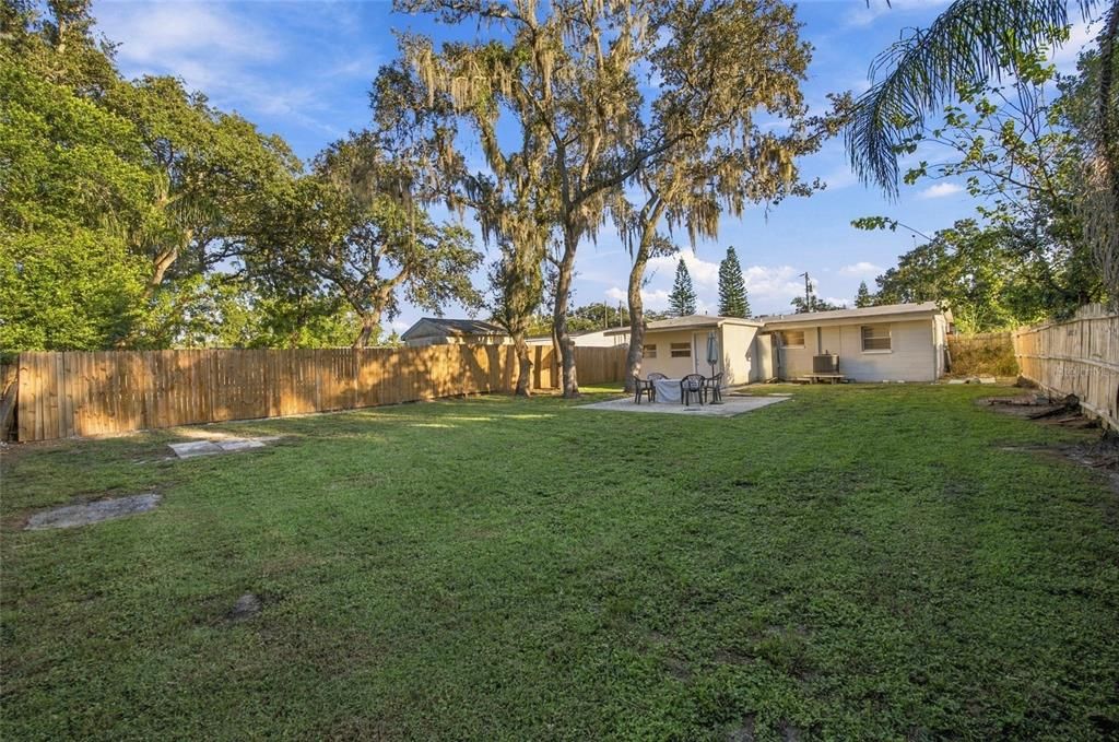 For Sale: $258,000 (3 beds, 2 baths, 1062 Square Feet)
