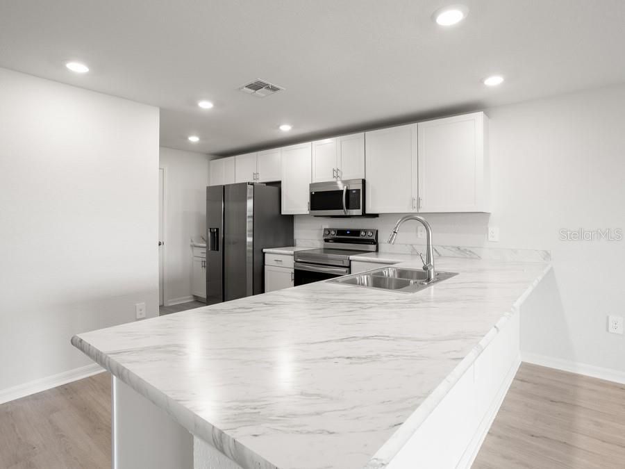 For Sale: $239,900 (3 beds, 2 baths, 1544 Square Feet)