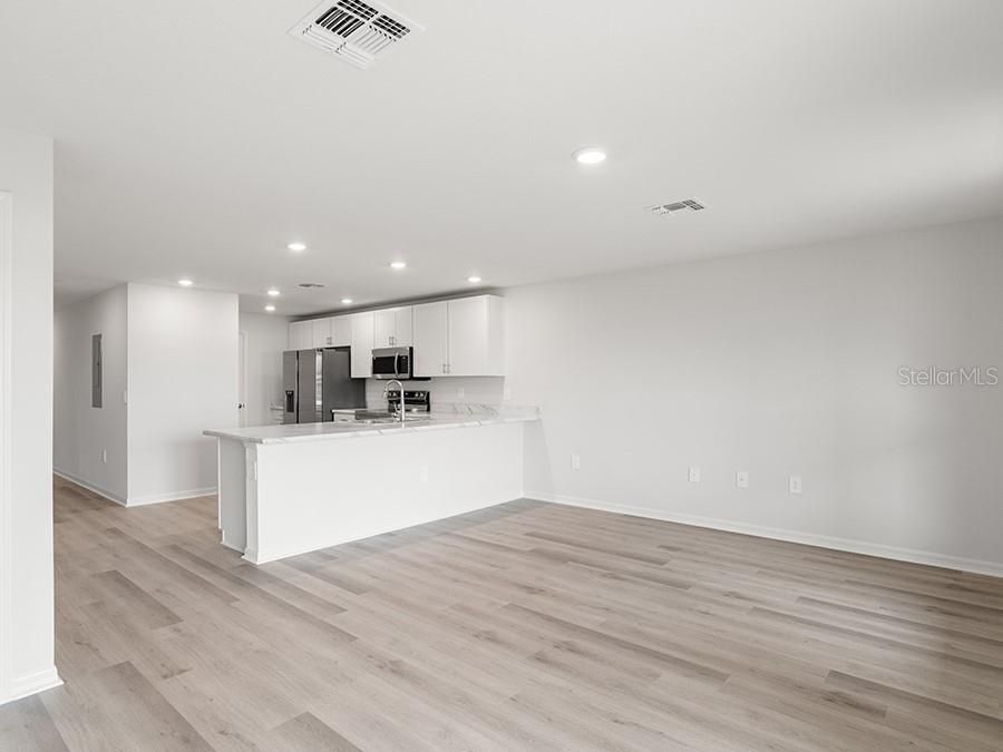 For Sale: $239,900 (3 beds, 2 baths, 1544 Square Feet)