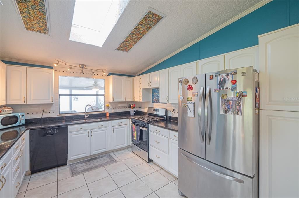 En Venta: $248,000 (2 camas, 2 baños, 1352 Pies cuadrados)