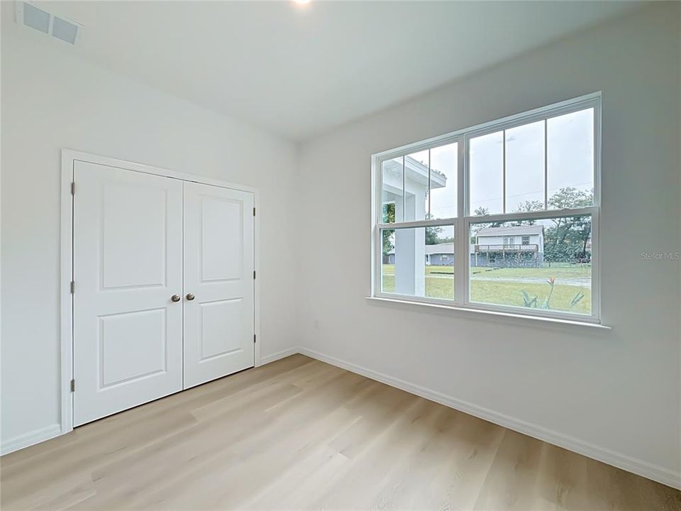 На продажу: $359,000 (3 спален, 2 ванн, 1702 Квадратных фут)