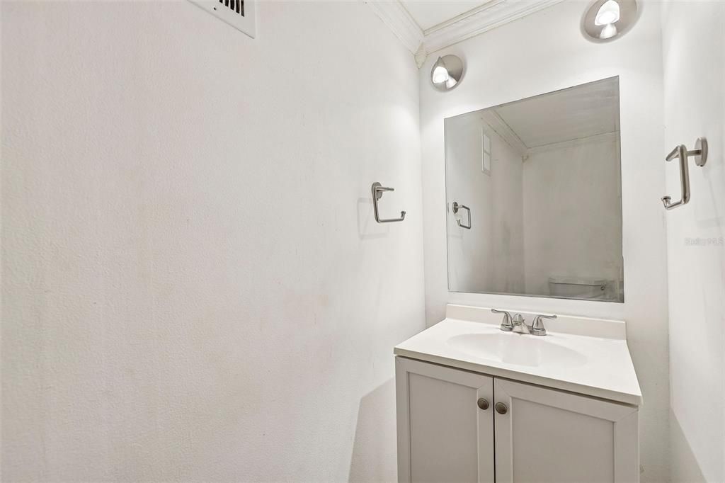 En Venta: $249,900 (2 camas, 2 baños, 1150 Pies cuadrados)
