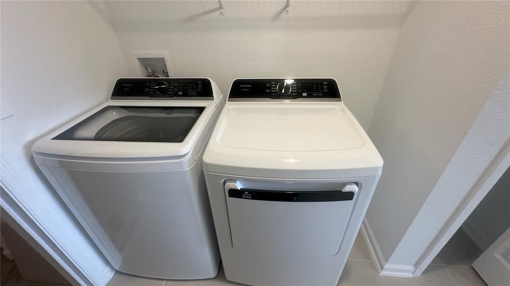 В аренду: $1,950 (3 спален, 2 ванн, 1487 Квадратных фут)