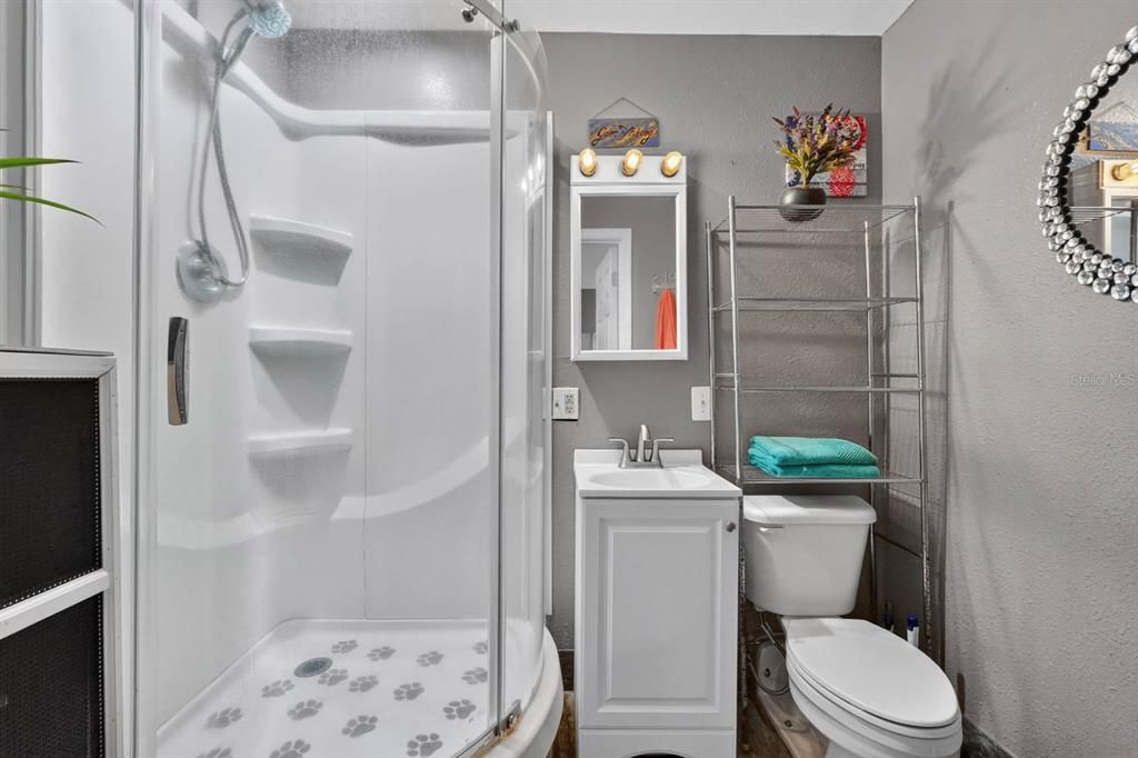 На продажу: $599,500 (3 спален, 2 ванн, 2005 Квадратных фут)