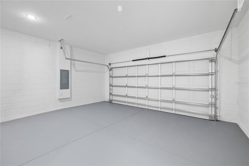 На продажу: $299,900 (4 спален, 3 ванн, 1608 Квадратных фут)