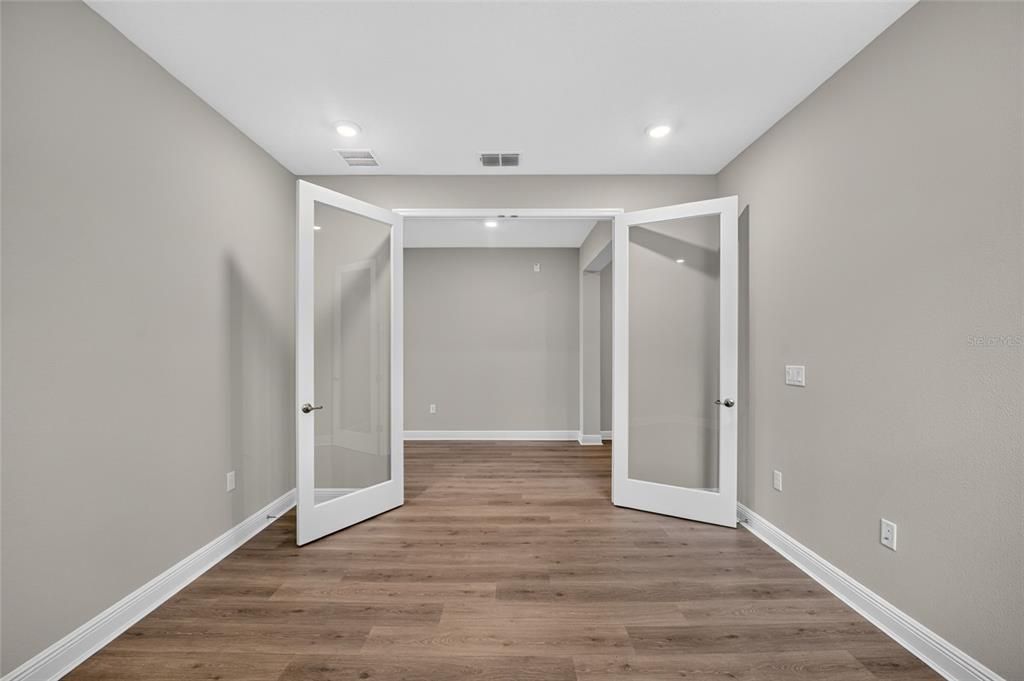 На продажу: $458,990 (2 спален, 2 ванн, 2202 Квадратных фут)